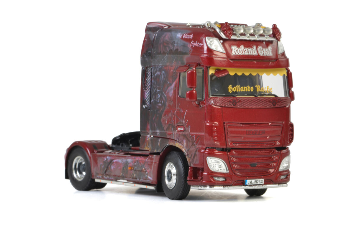 01-2753 -WSI -DAF XF SUPER SPACE CAB 2 achs Zugmaschine  "Roland Graf"